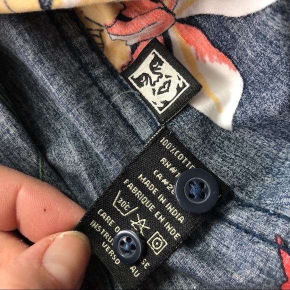 Obey Propaganda floral Hawaiian vintage shirt SzM - Picture 5 of 8